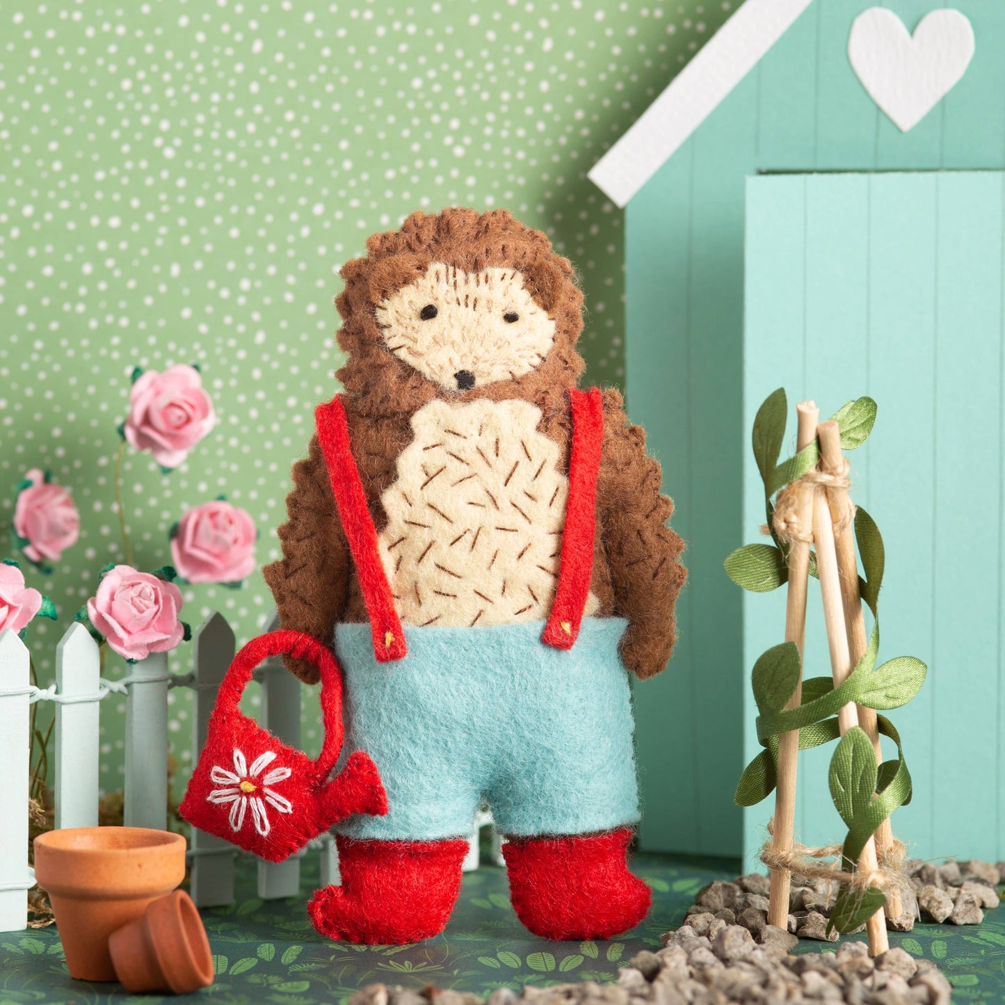 Mr. Hedgehog Gardener - Felt Craft Mini Kit