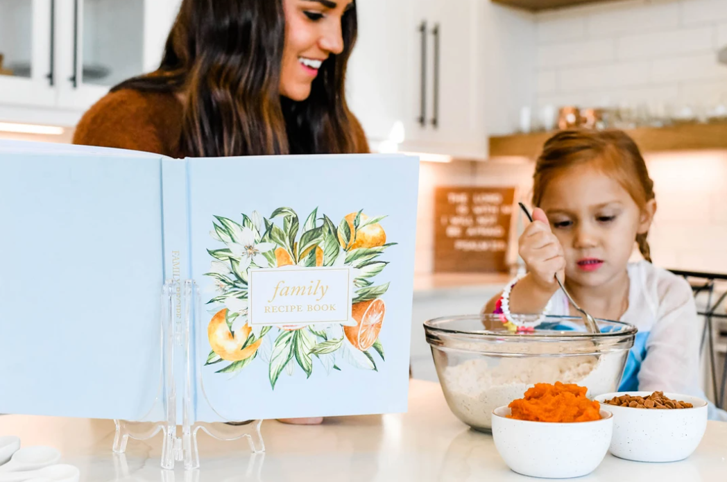 Family Recipe Book & Keepsake Journal | Christmas Gift: Cottage